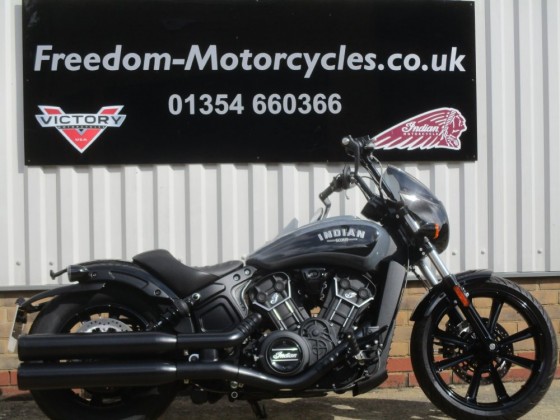 Indian Scout Rogue - Stealth Grey