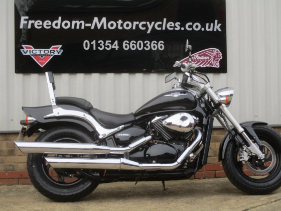 Suzuki VZ800 Intruder