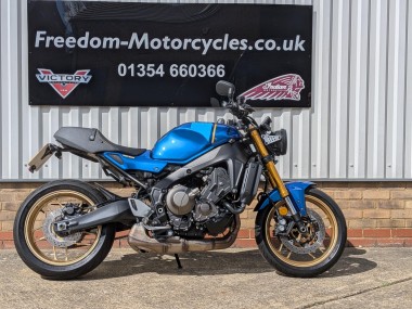 Yamaha XSR900